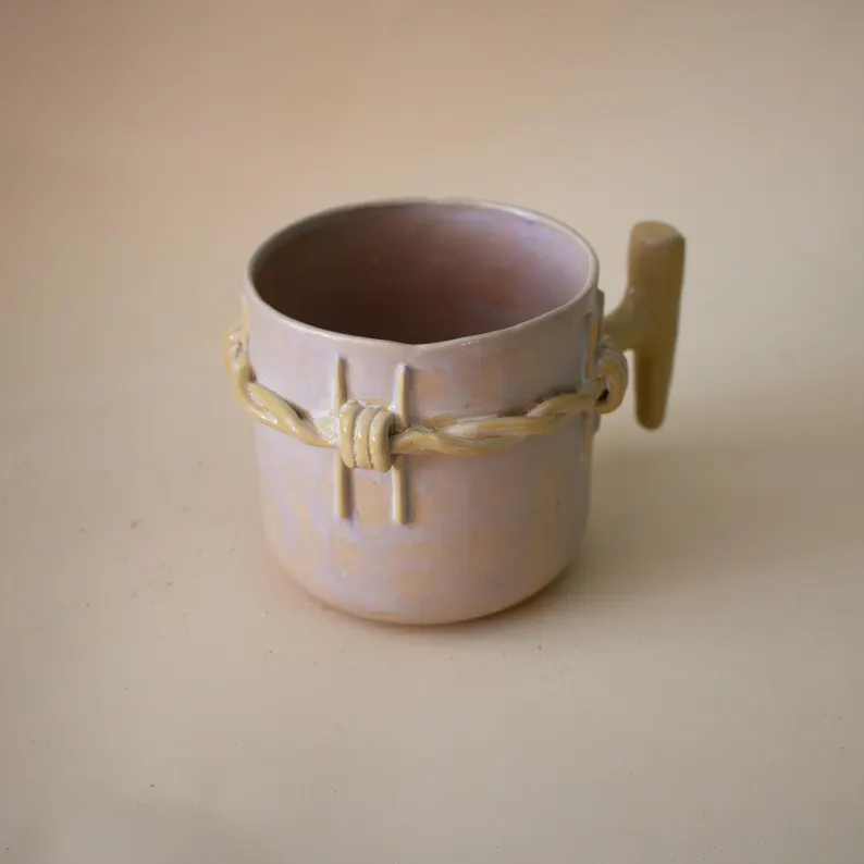 Pastel dikenli stoneware Kupa