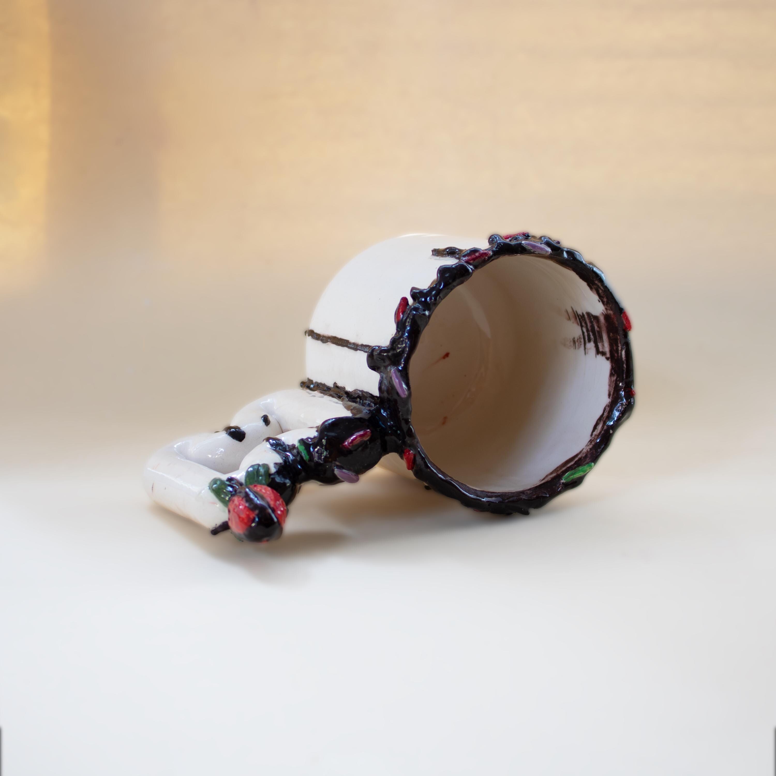 Çikolatalı çilek el yapımı porselen kupa