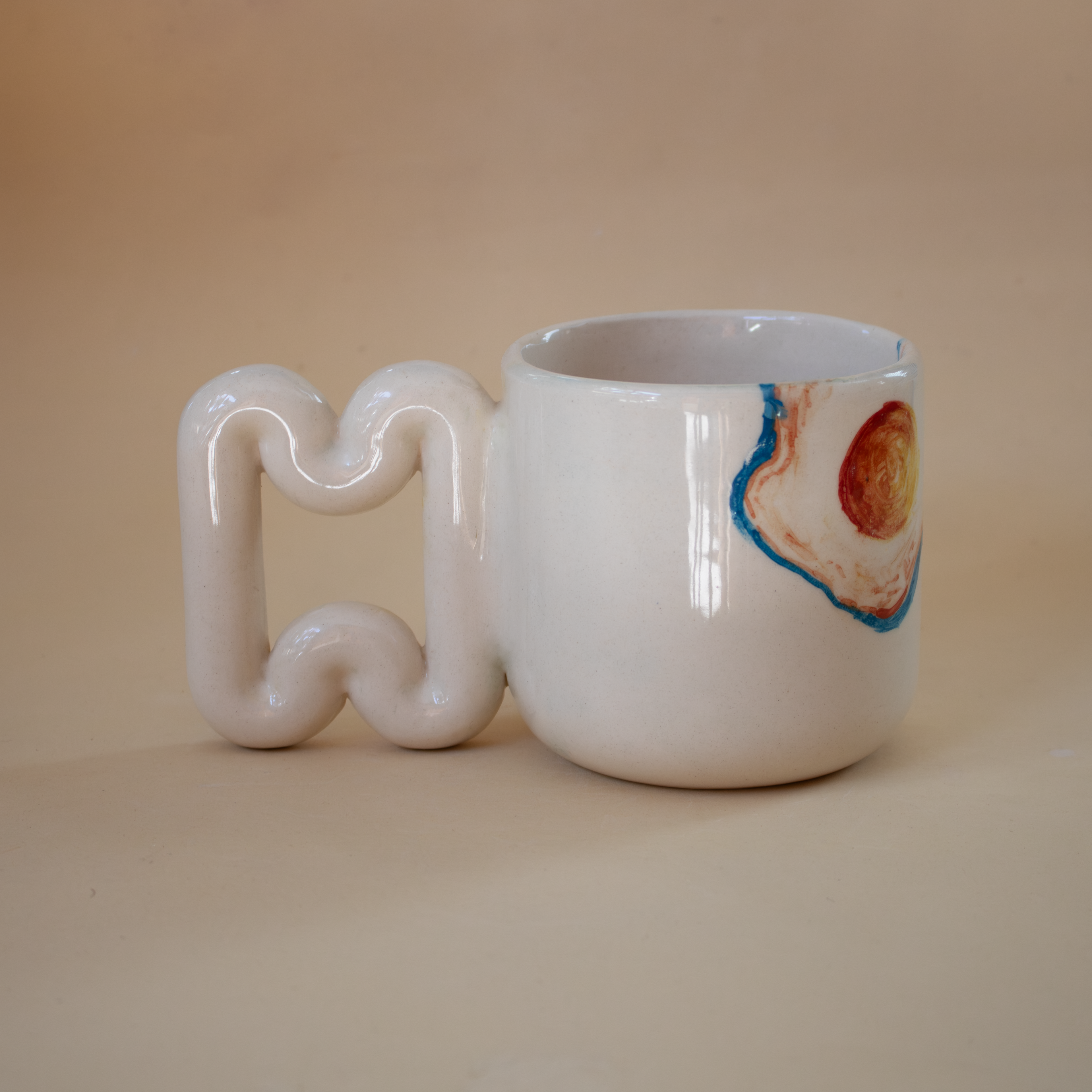 yumurta el yapımı porselen kupa