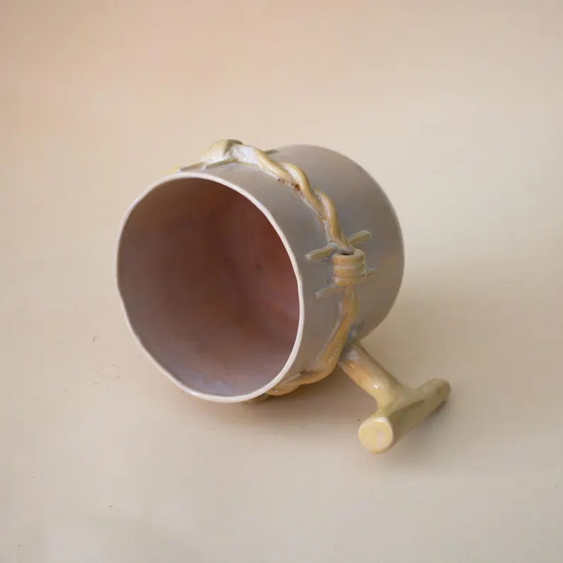 Pastel dikenli stoneware Kupa