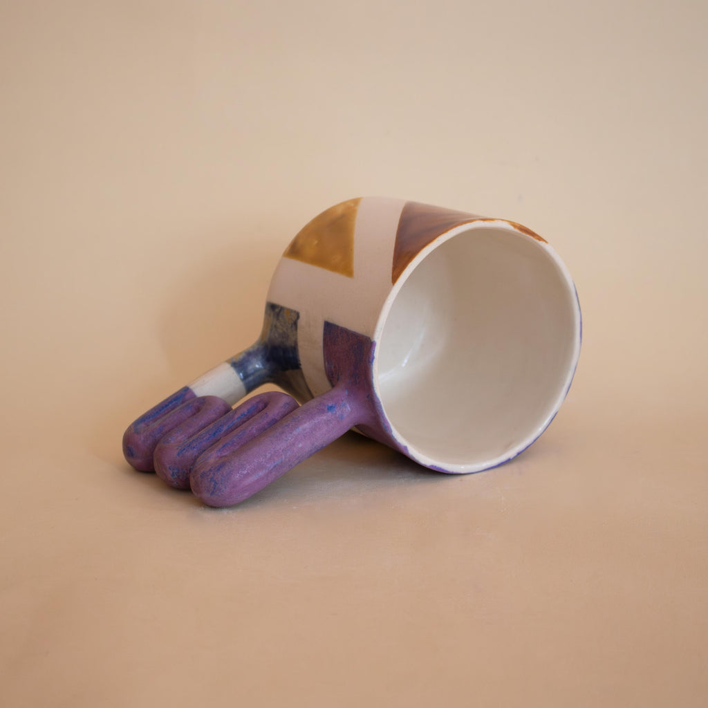 Geometrik blok desenli el yapımı porselen kupa