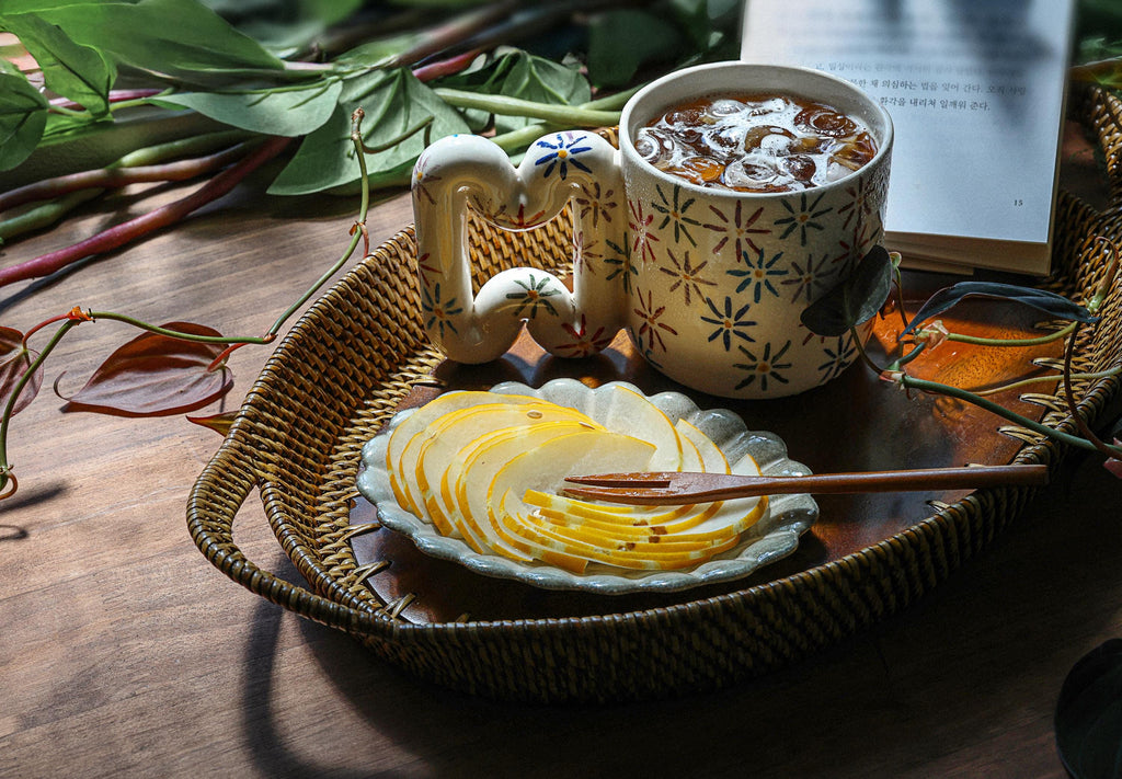 Rengarenk çiçek desenli el yapımı porselen kupa