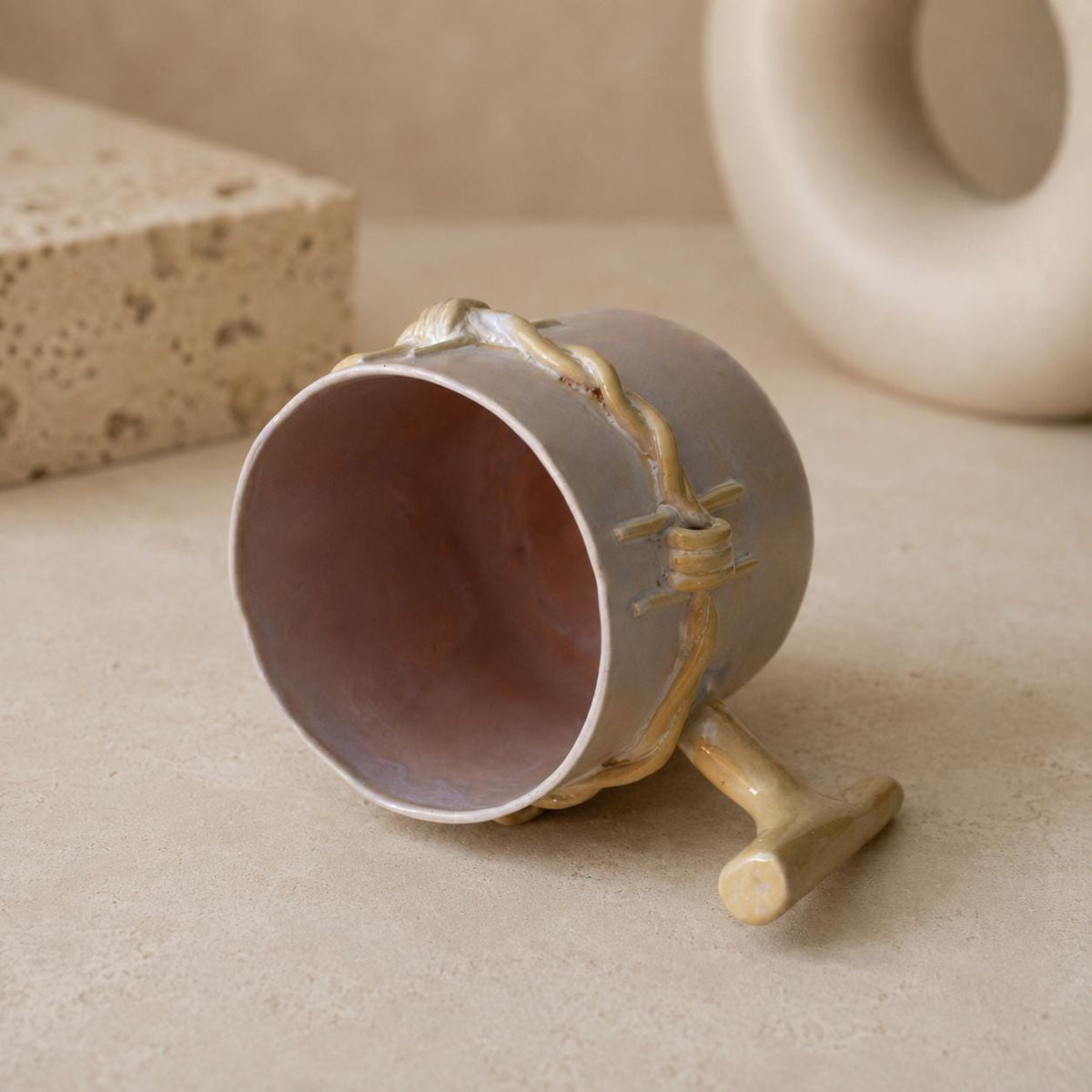 Barbed wire mug, an alternative pottery gift