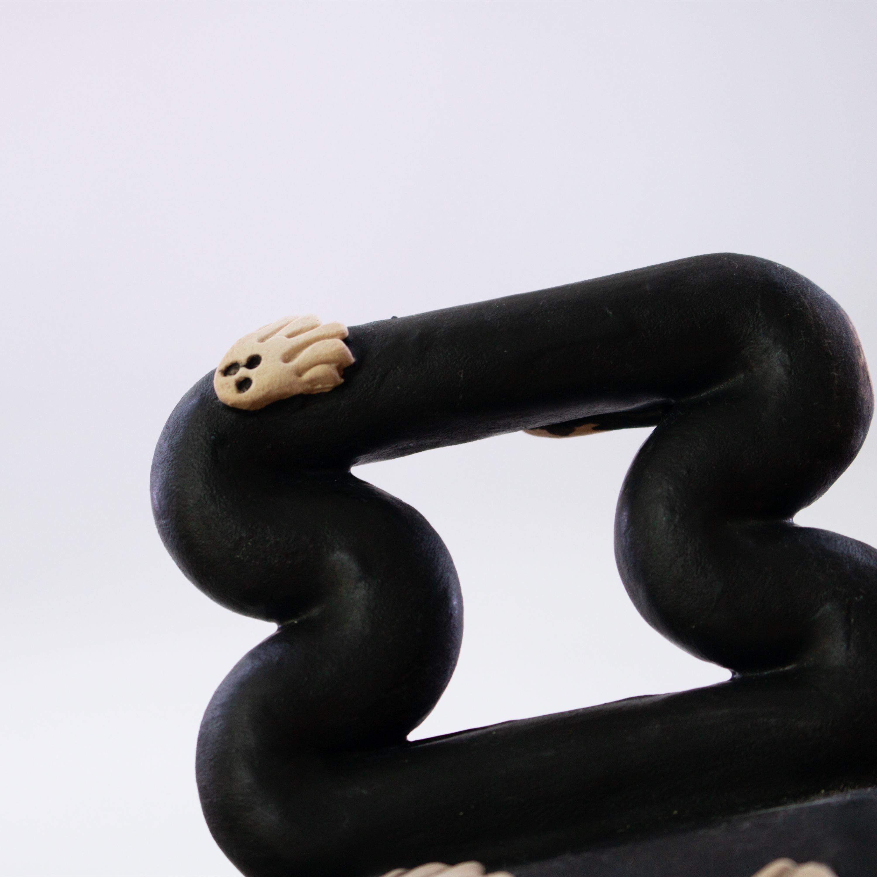 Mini hayaletli mat siyah el yapımı porselen kupa